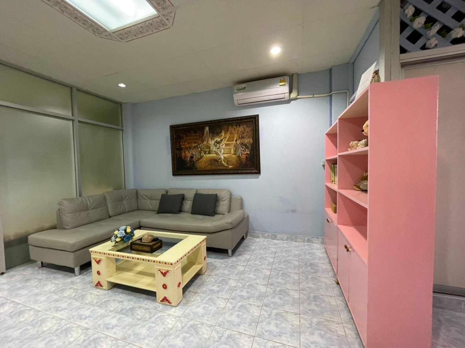 Oyo 75486 Anna Residence Jomtien المظهر الخارجي الصورة