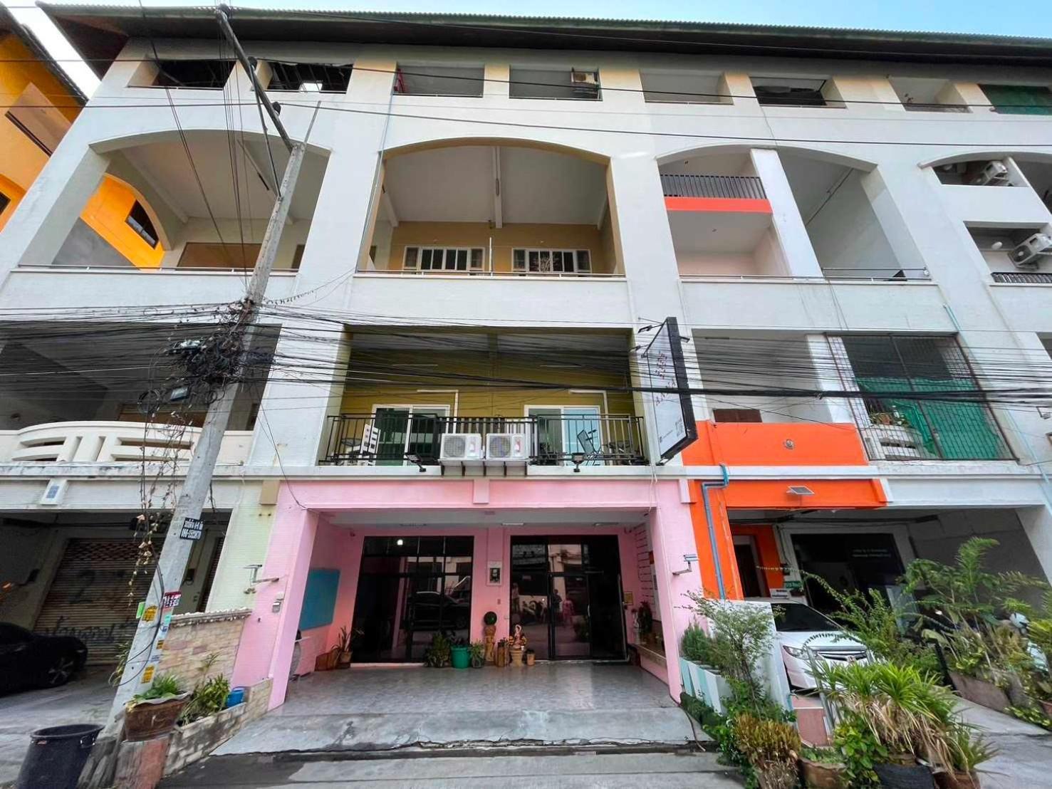 Oyo 75486 Anna Residence Jomtien المظهر الخارجي الصورة