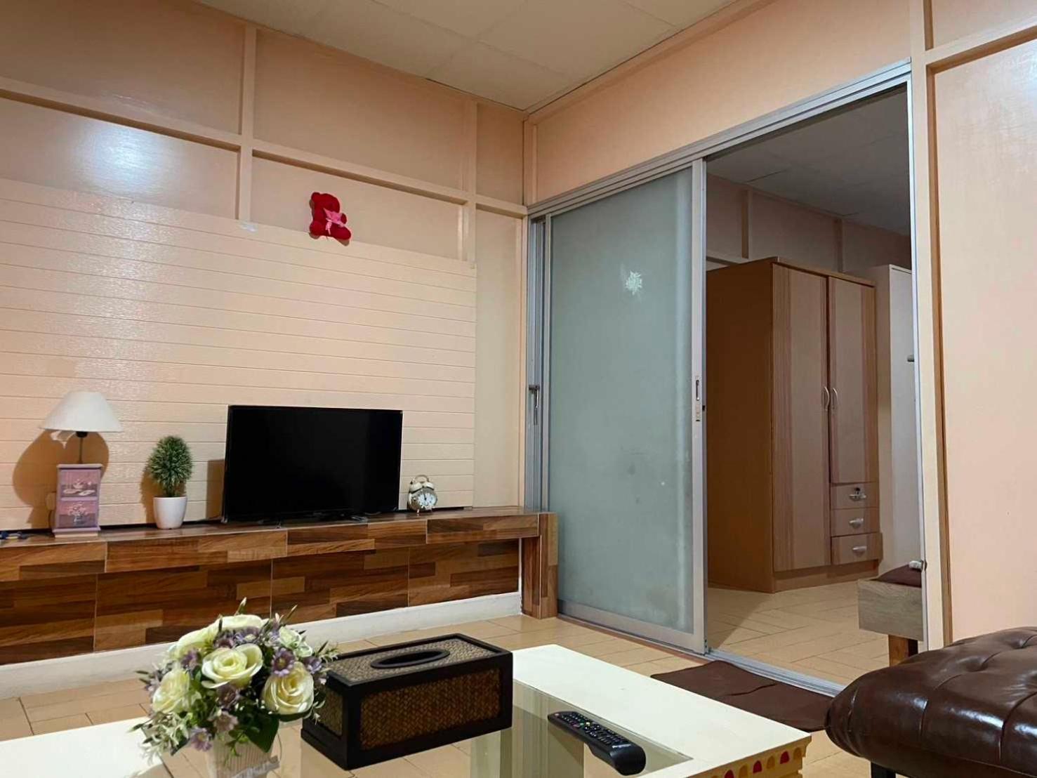 Oyo 75486 Anna Residence Jomtien المظهر الخارجي الصورة