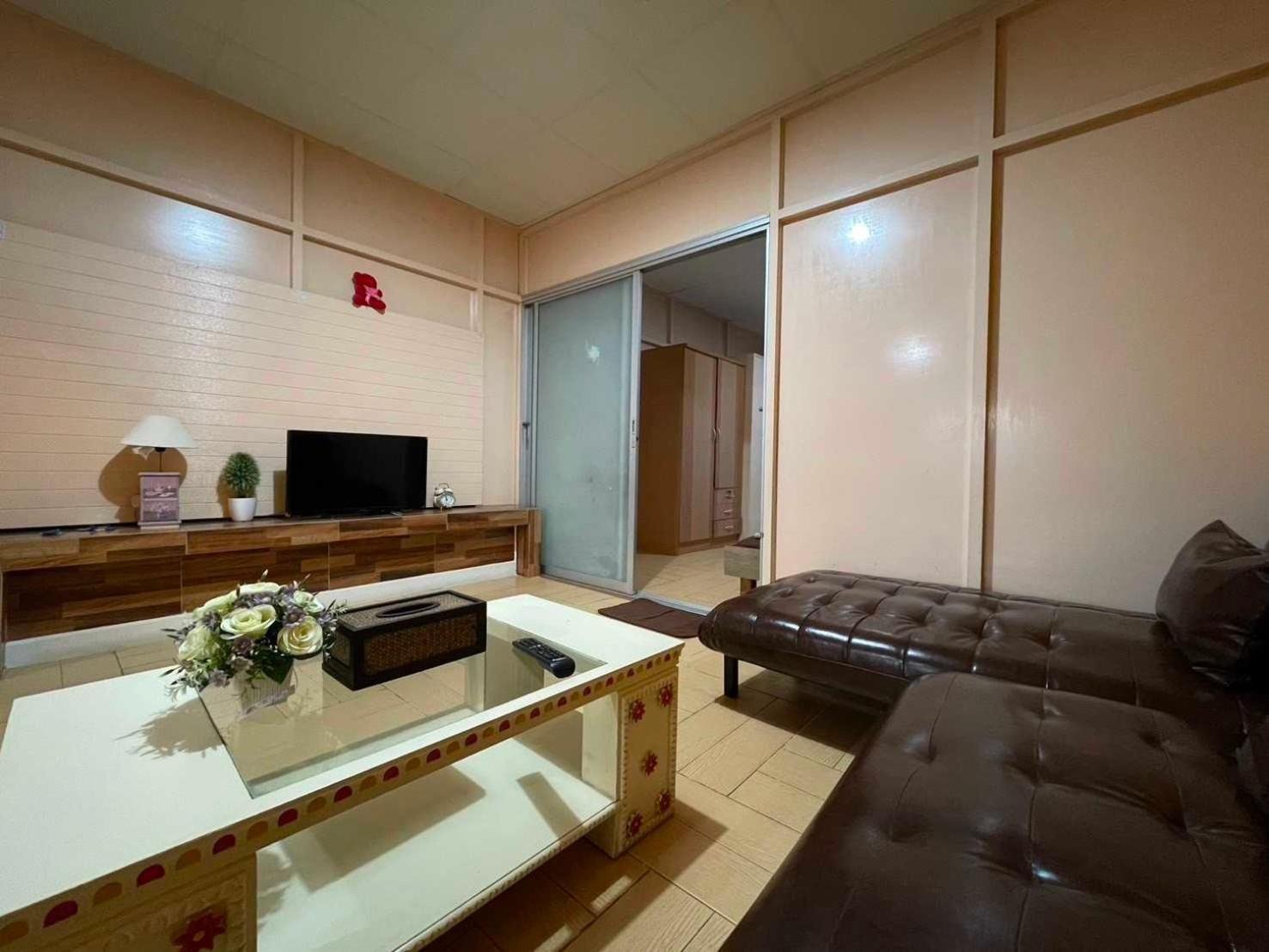 Oyo 75486 Anna Residence Jomtien المظهر الخارجي الصورة