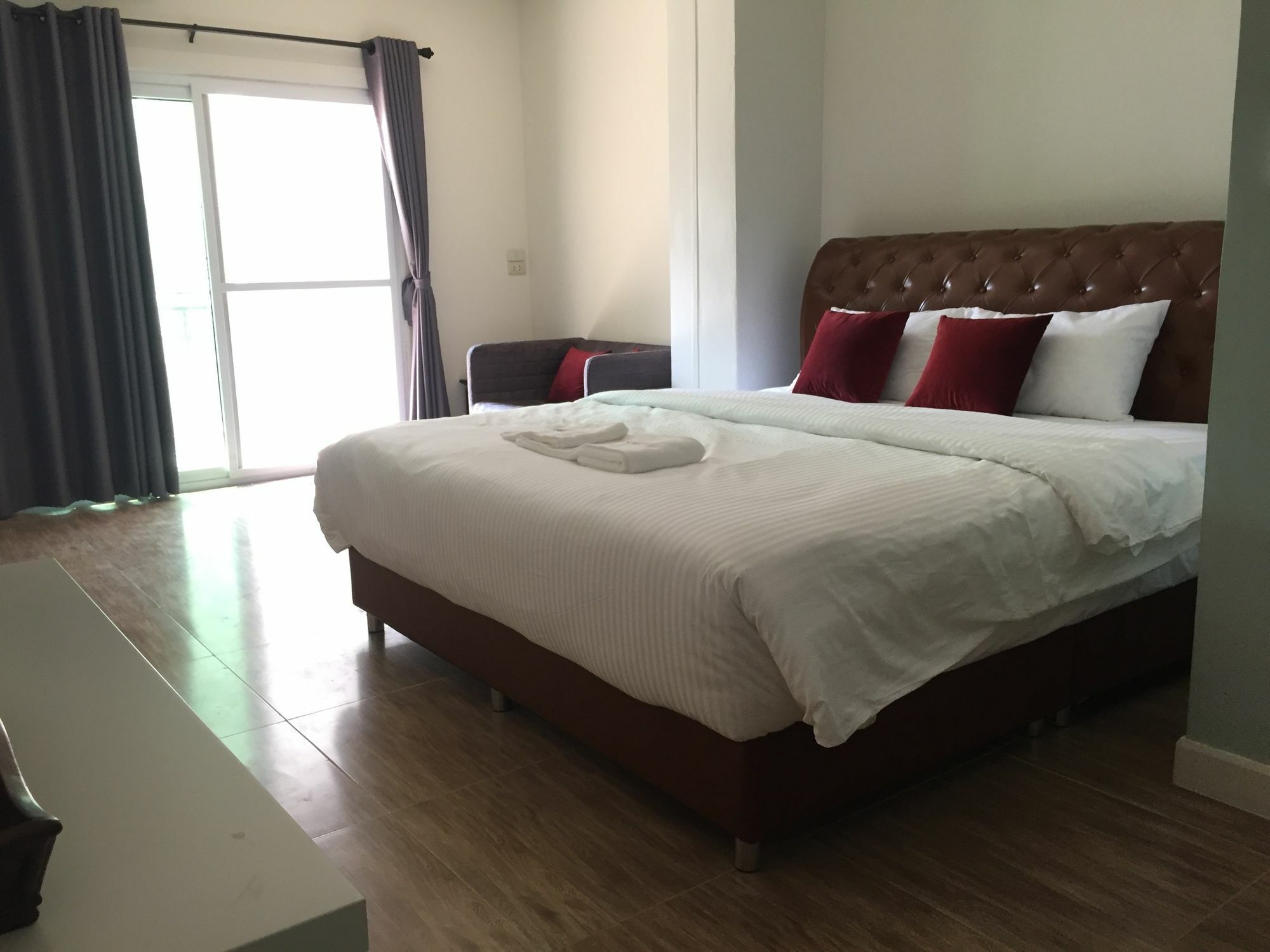 Oyo 75486 Anna Residence Jomtien المظهر الخارجي الصورة